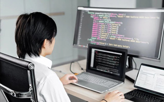 安丘 ,php声明和调用变量的符号是什么？